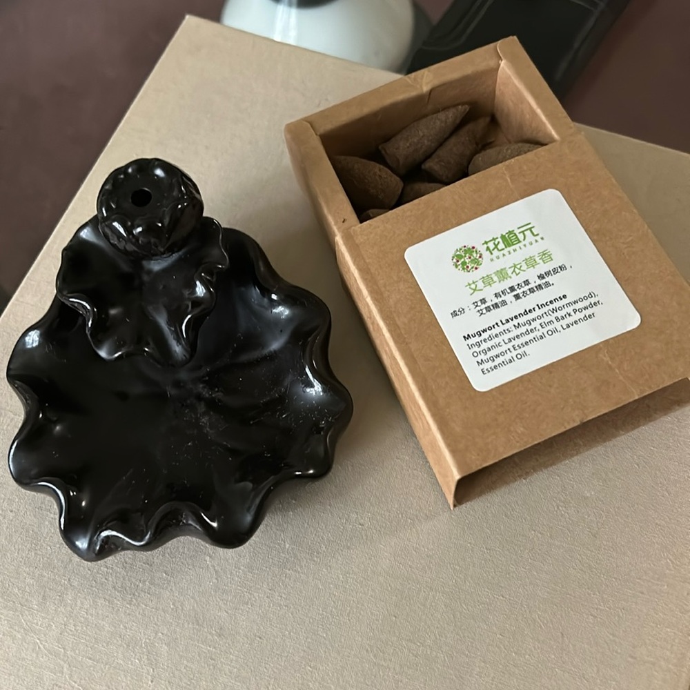 Incense holder and lavender incense